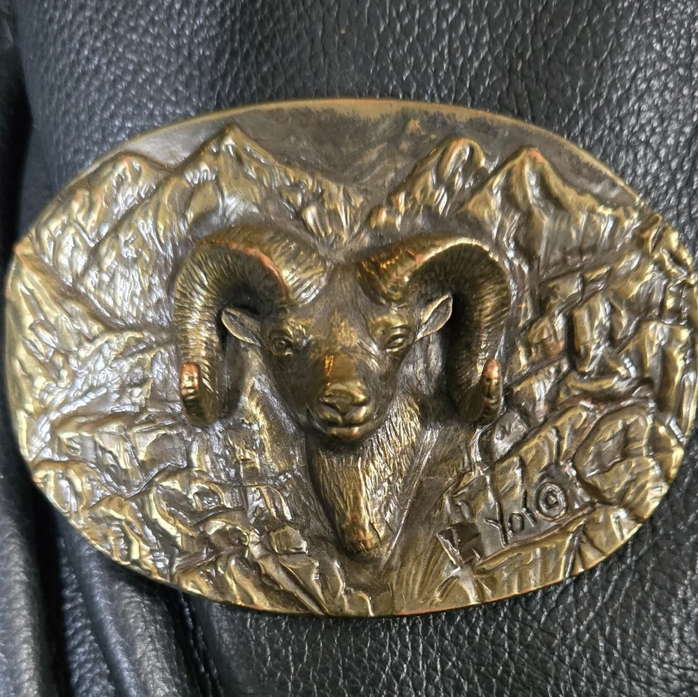 Bronze Solid Artisan Ram Belt Buckle - Picture 2 of 7